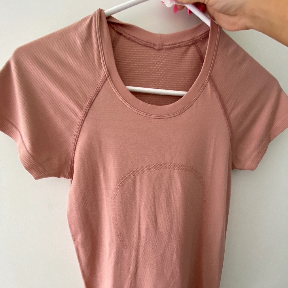Lululemon Swiftly tech t-shirt full length